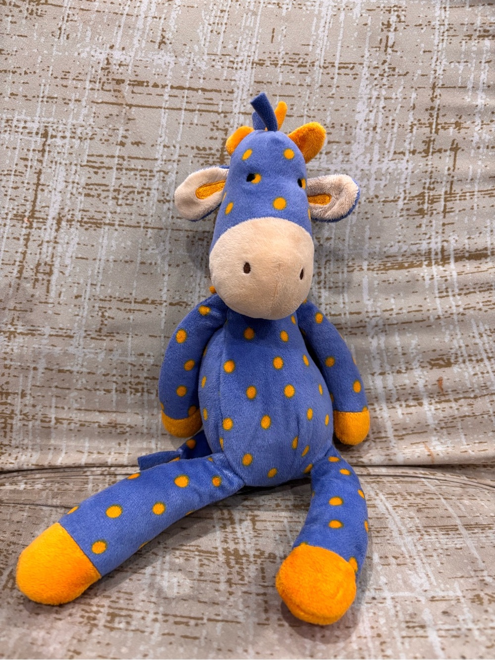Retired JELLYCAT zany the giraffe.